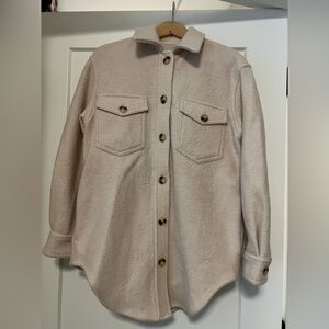 Aritzia 100% Merino Wool Ganna Wilfred Free Shacket for Sale